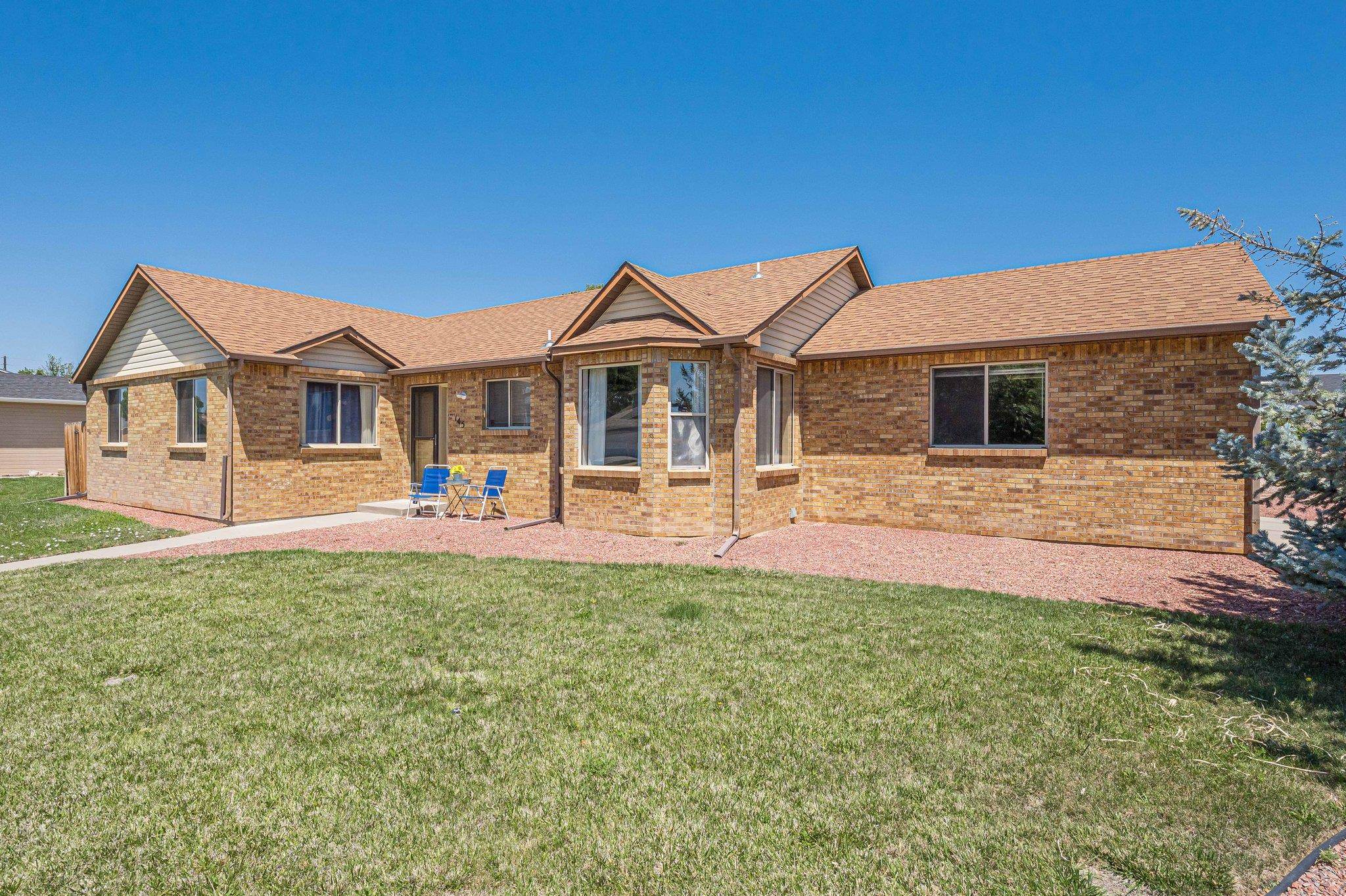 145 Applewood Drive Property Photo 2