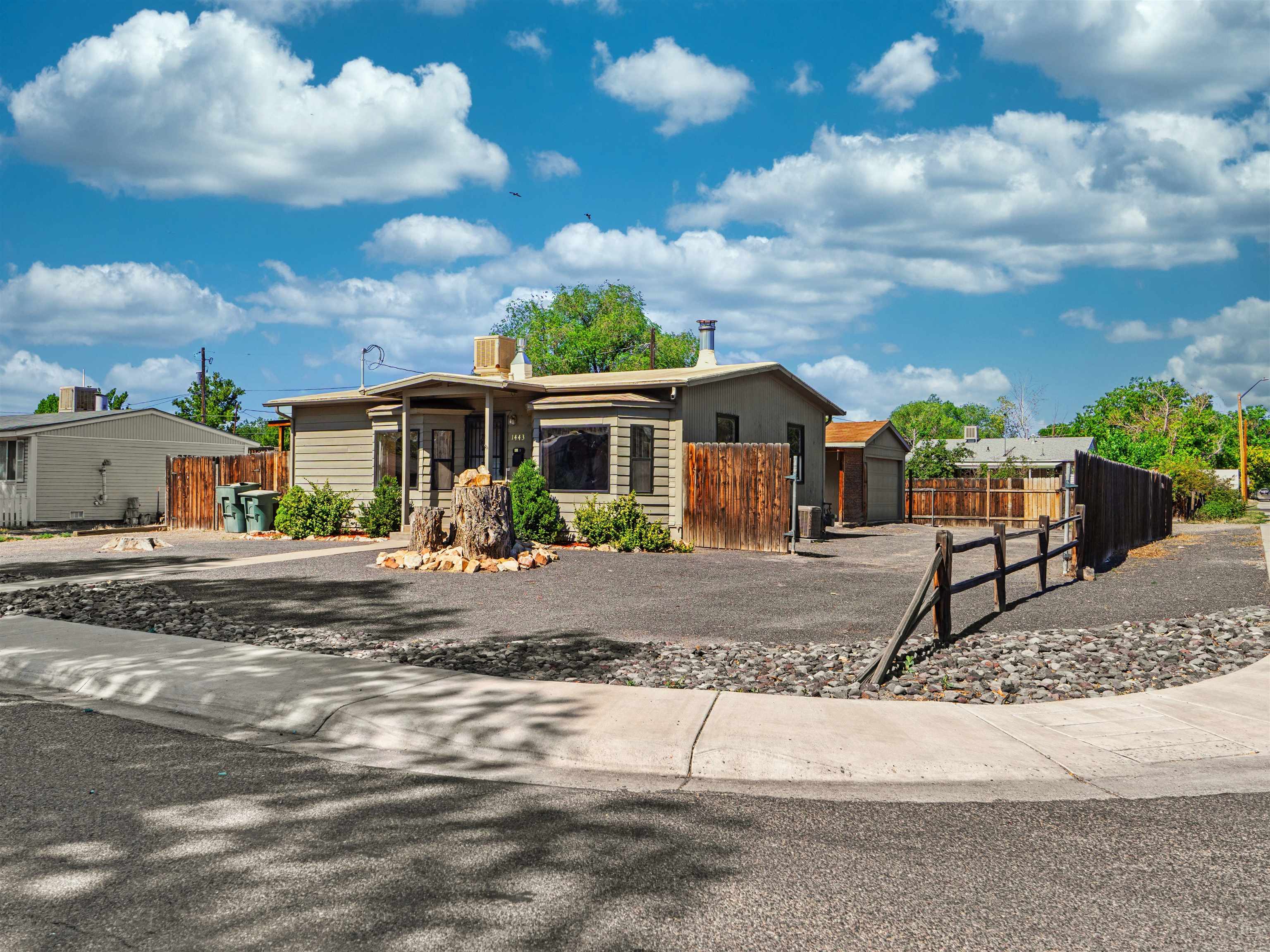 1443 N 25th Street Property Photo 4