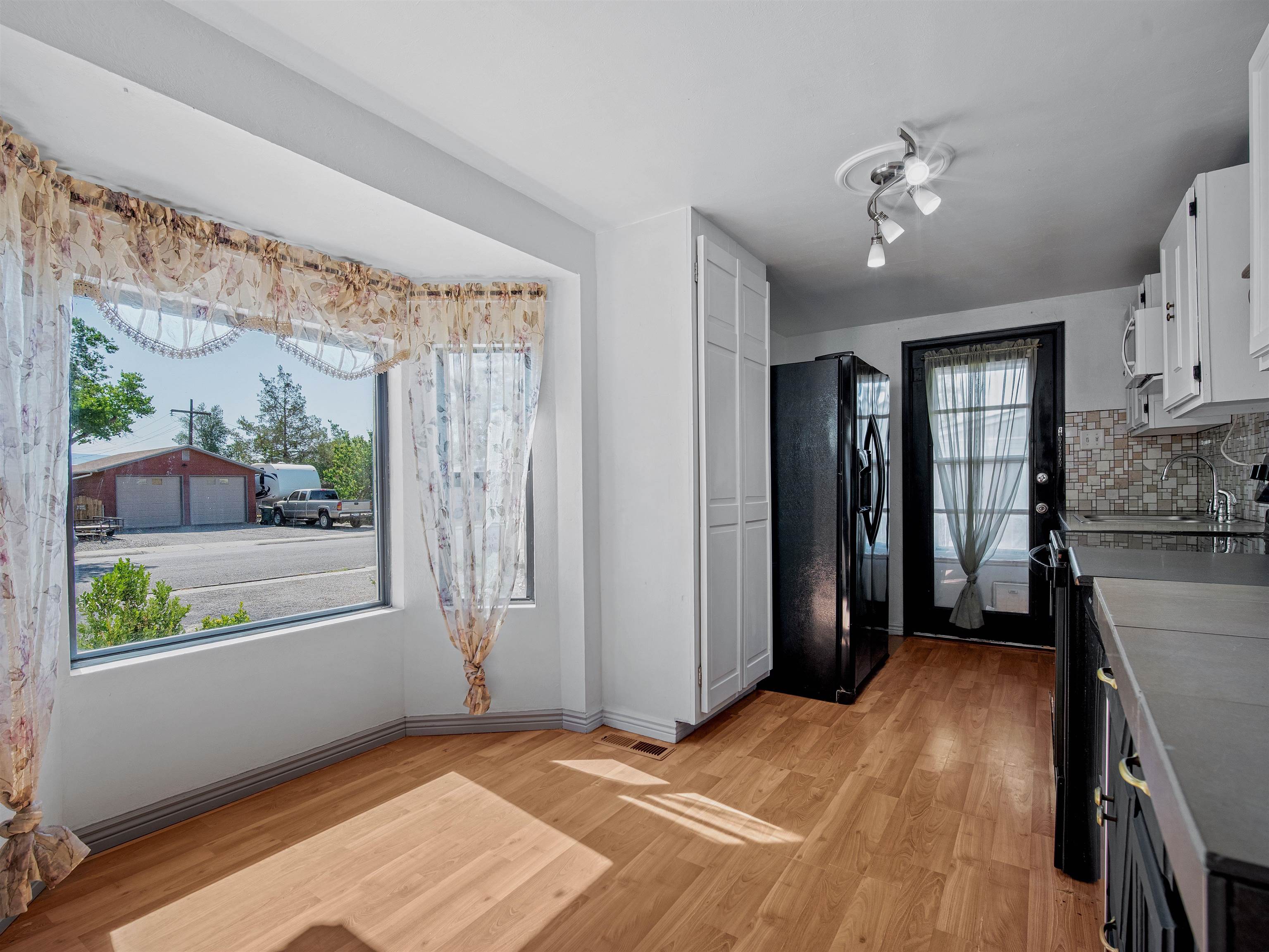 1443 N 25th Street Property Photo 9
