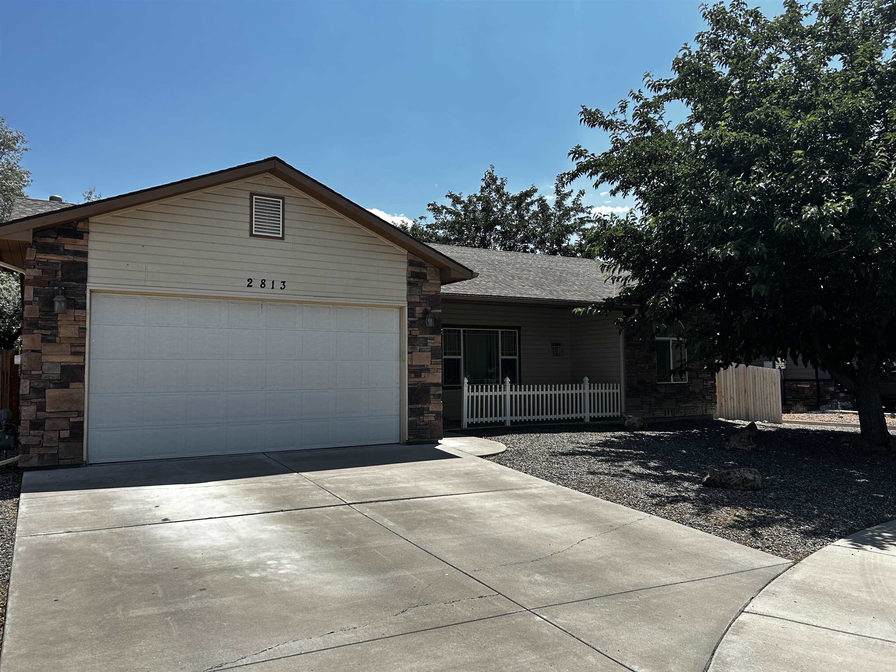 2813 Columbine Park Court