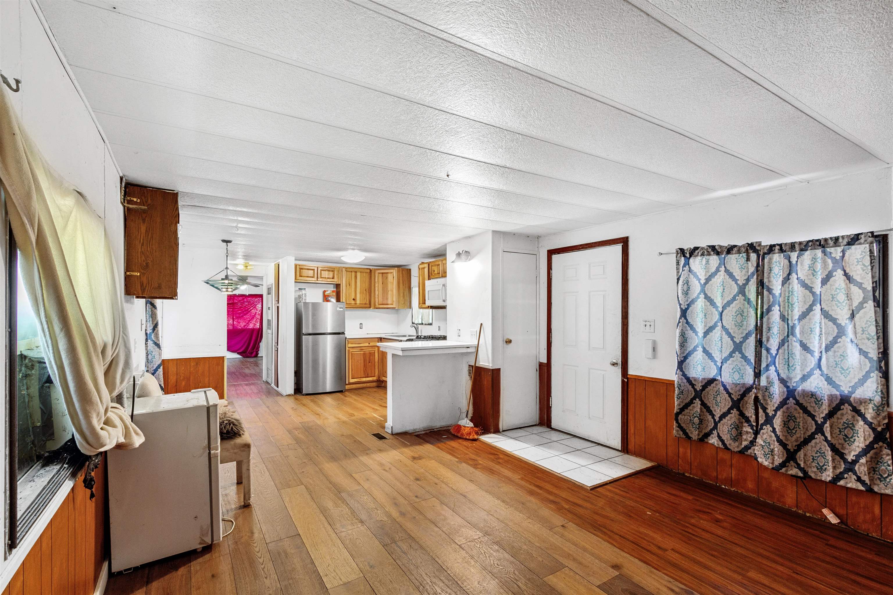 144 Navajo Street Property Photo 5