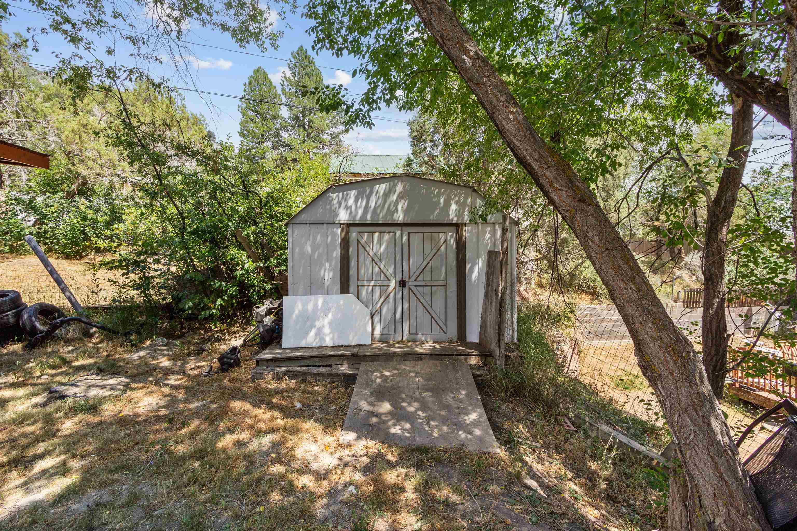 144 Navajo Street Property Photo 20
