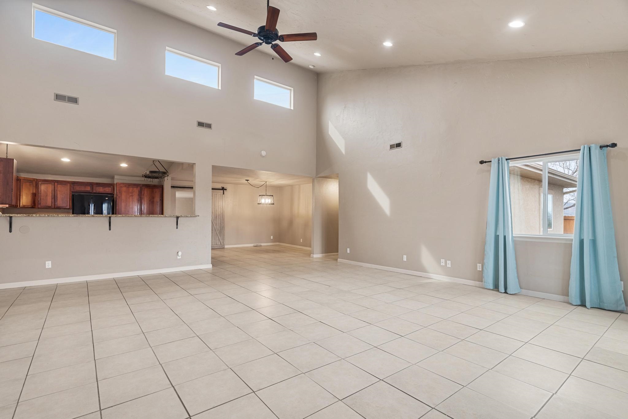 2507 G 3/8 Road Property Photo 5