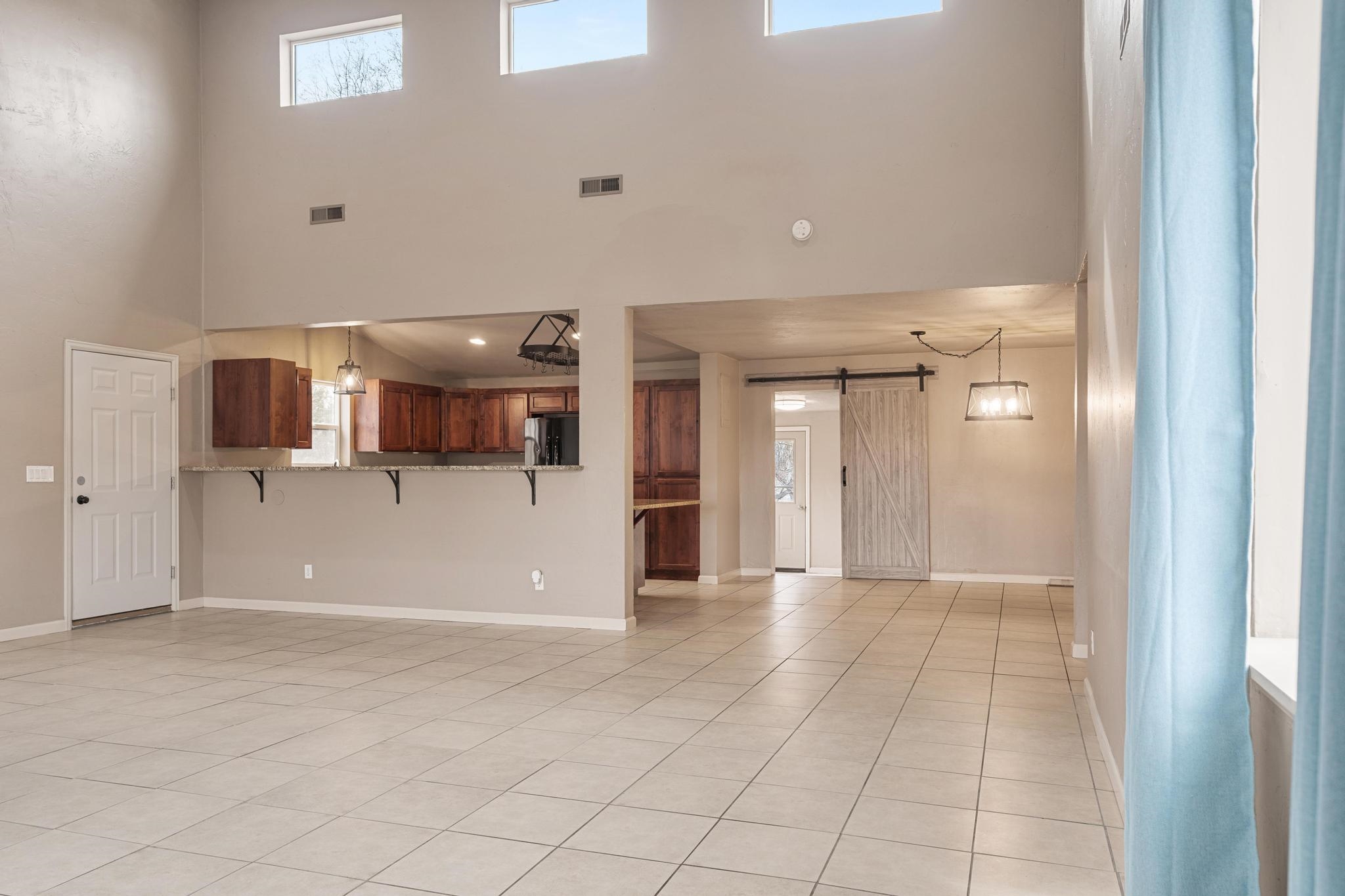 2507 G 3/8 Road Property Photo 6