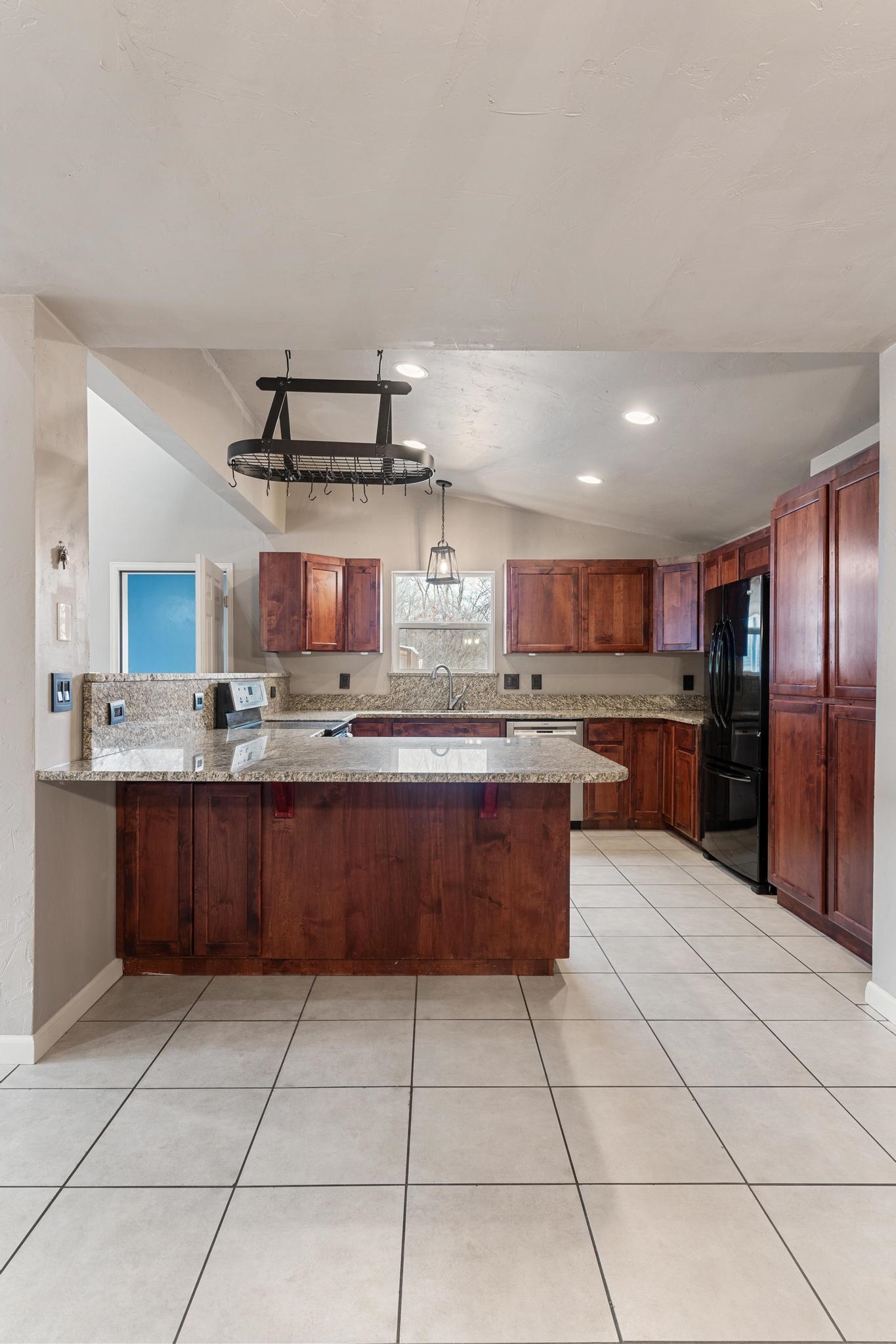 2507 G 3/8 Road Property Photo 9