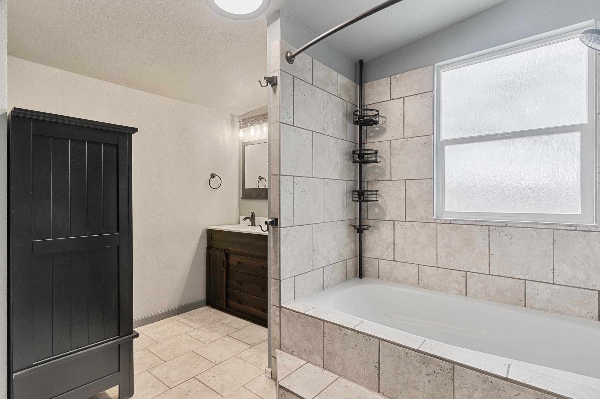 2507 G 3/8 Road Property Photo 25