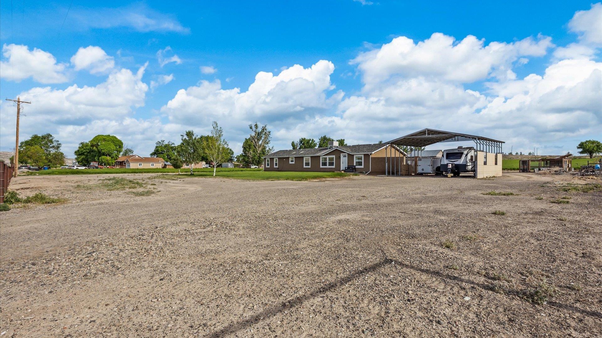1260 N Road Property Photo 3