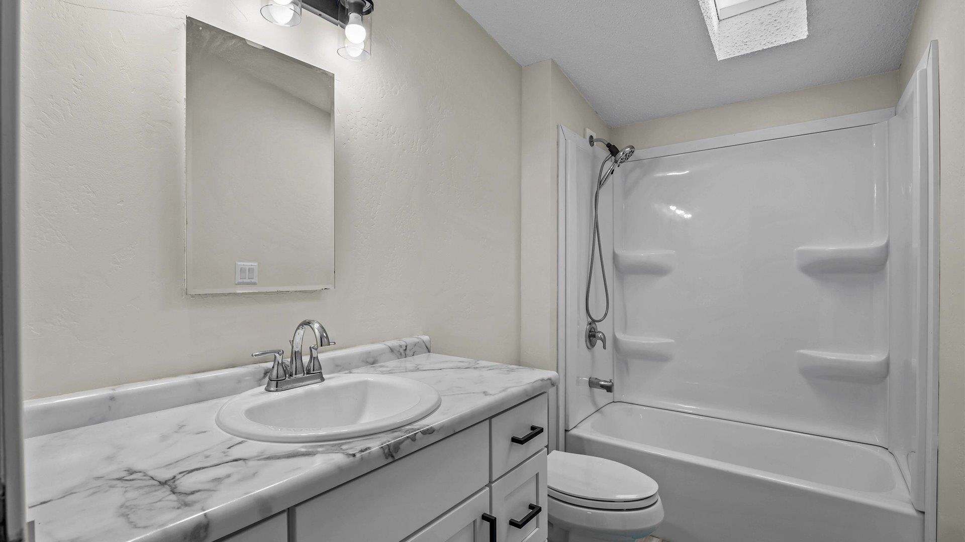1260 N Road Property Photo 25