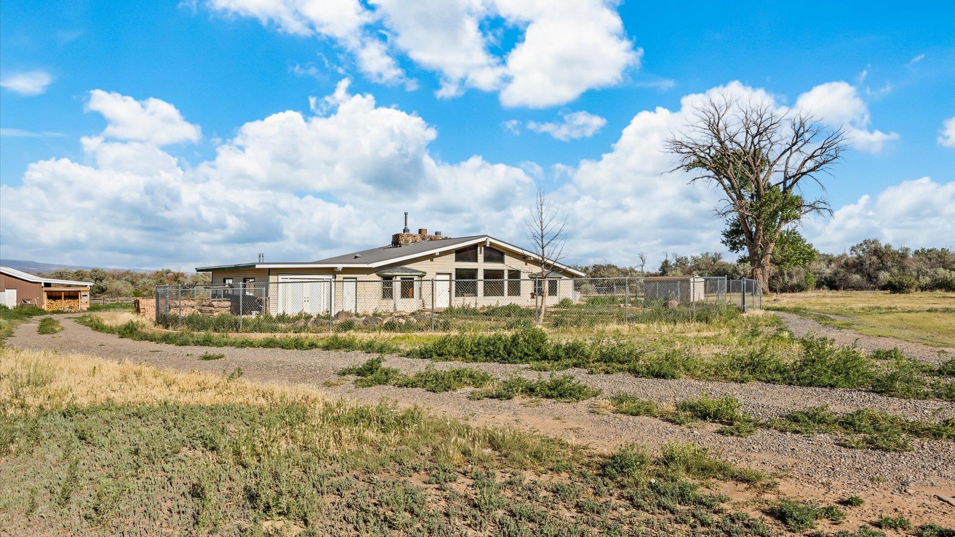 2410 Purdy Mesa Road Property Photo 2