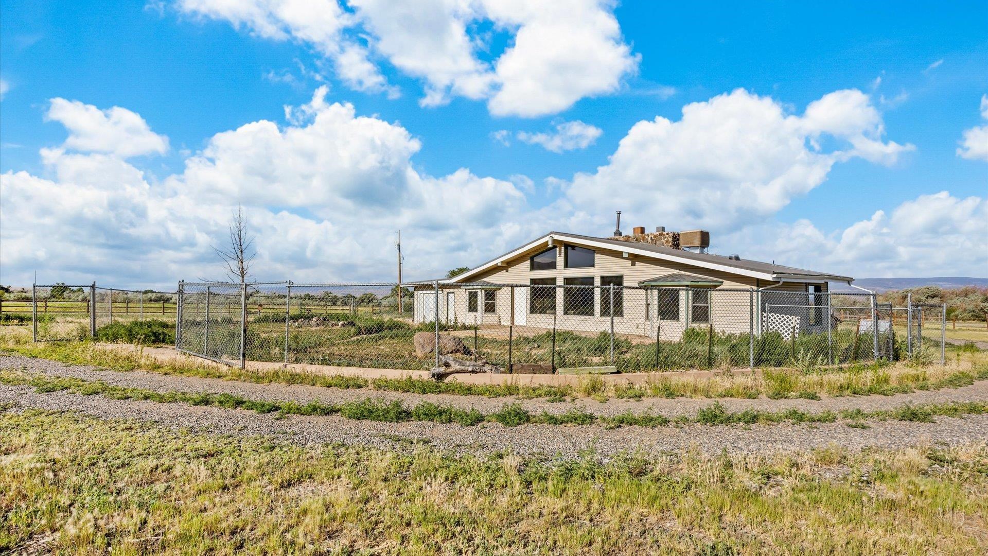 2410 Purdy Mesa Road Property Photo 3