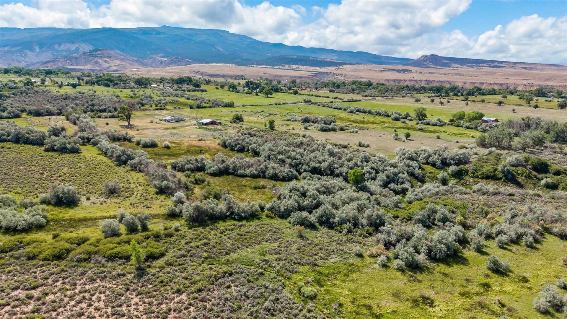 2410 Purdy Mesa Road Property Photo 7