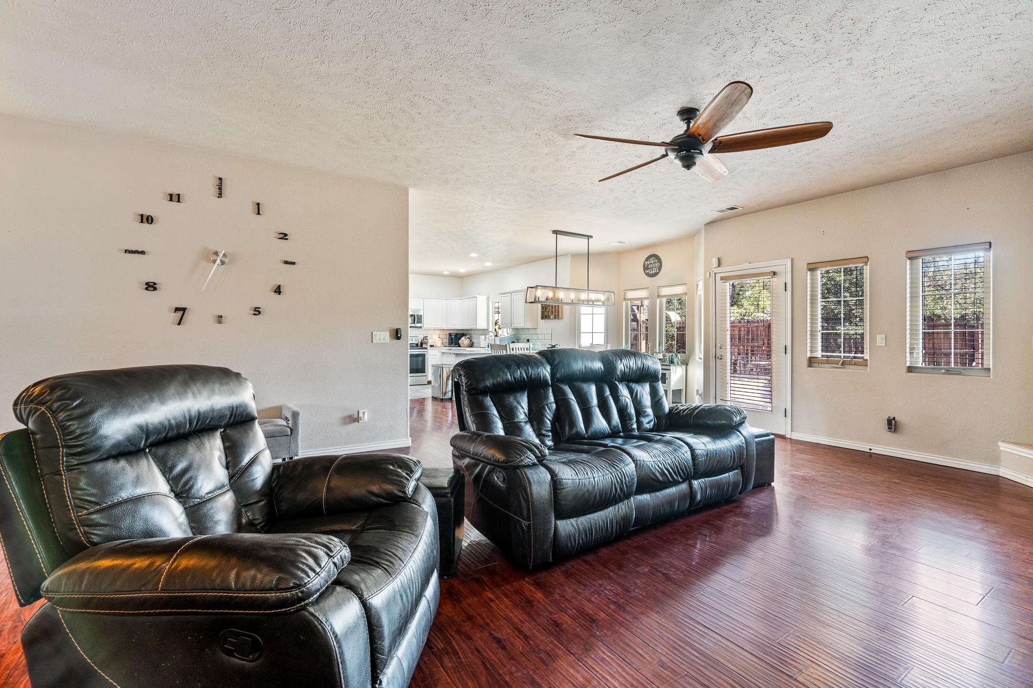 3084 Aberdeen Lane Property Photo 7