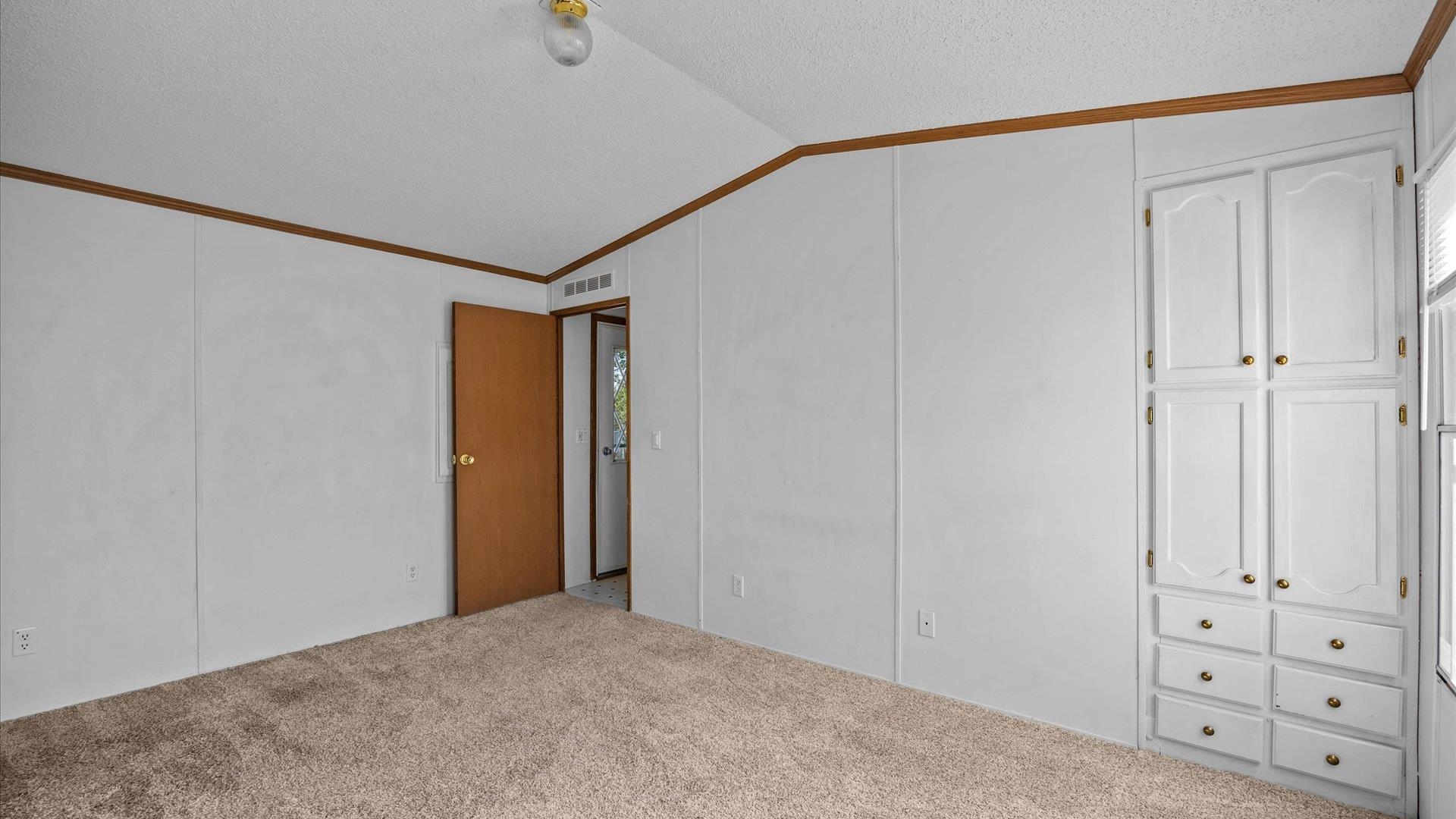 2815 N Niagara Circle Property Photo 9