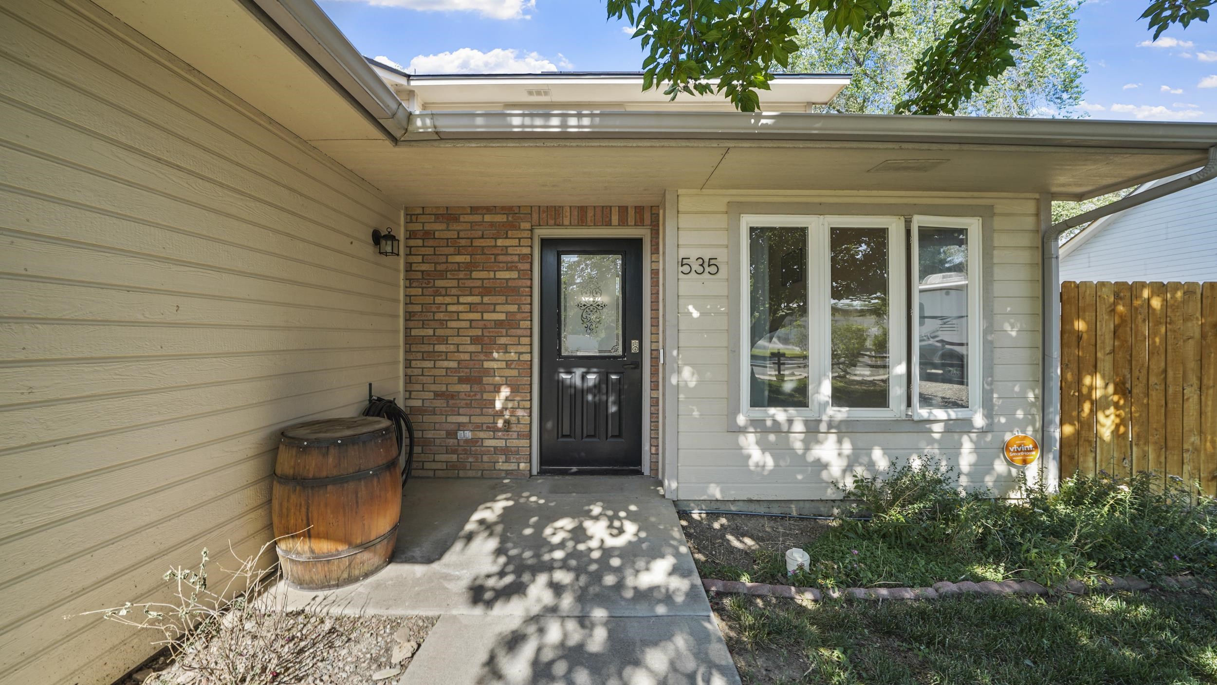 535 Shanne Street Property Photo 2