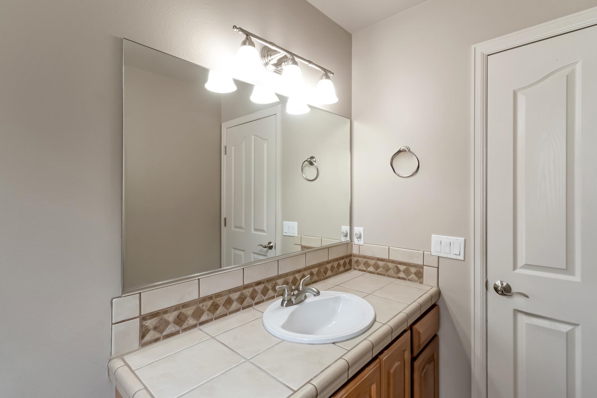 534 Milena Way Property Photo 28