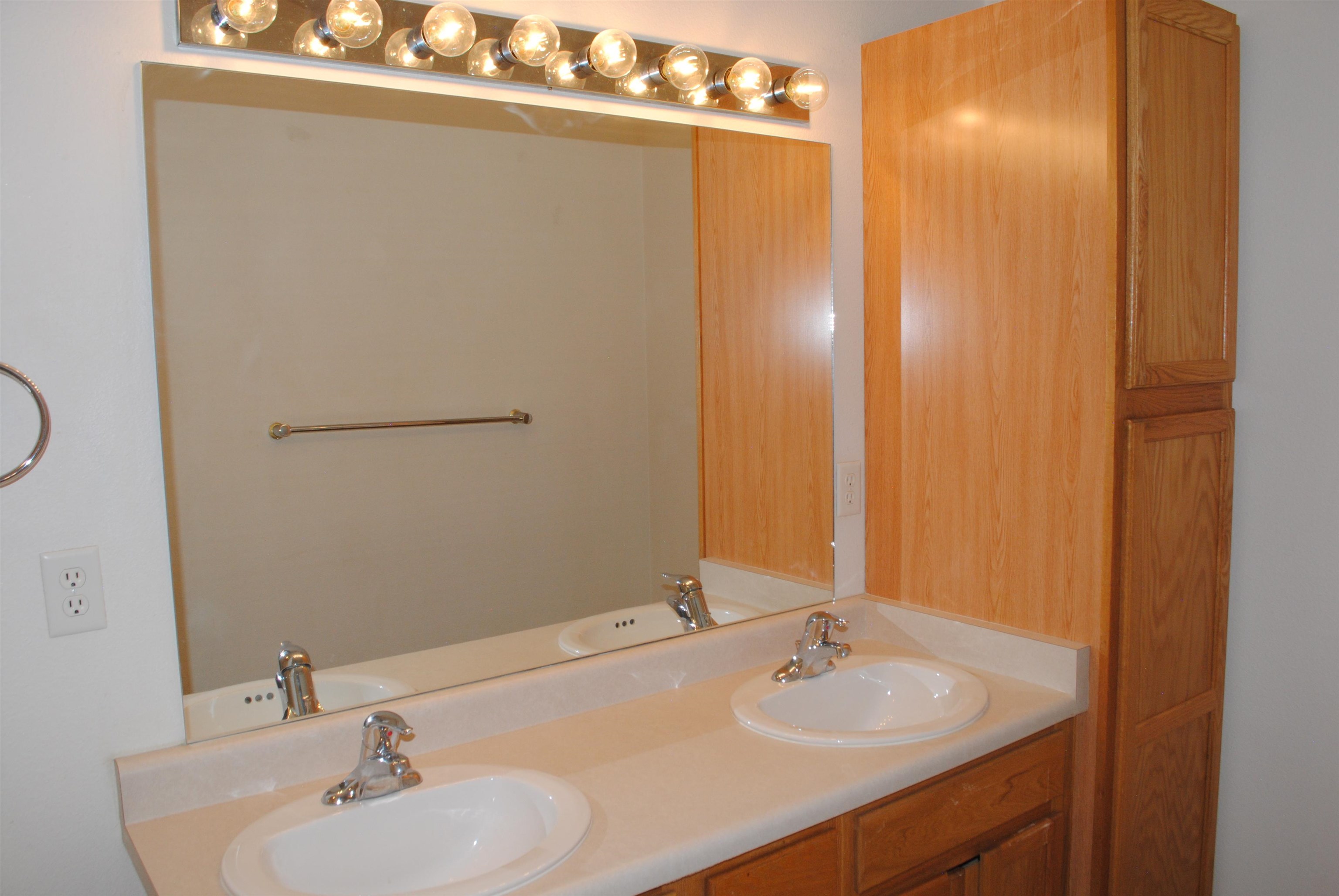 2441 1/2 Jack Creek Road Property Photo 7