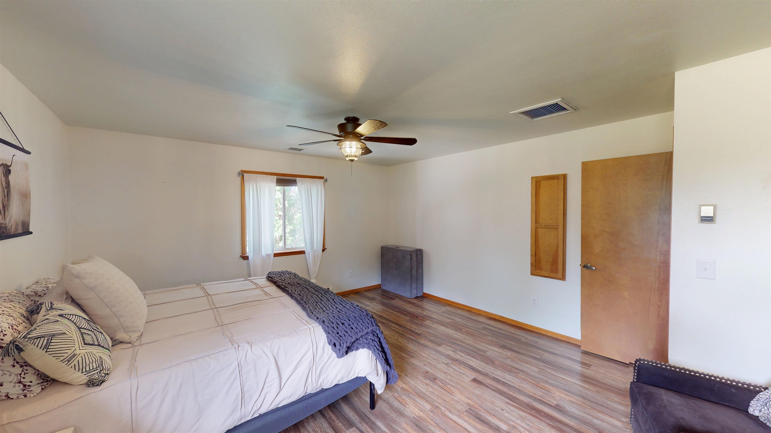 2506 S Broadway Property Photo 14