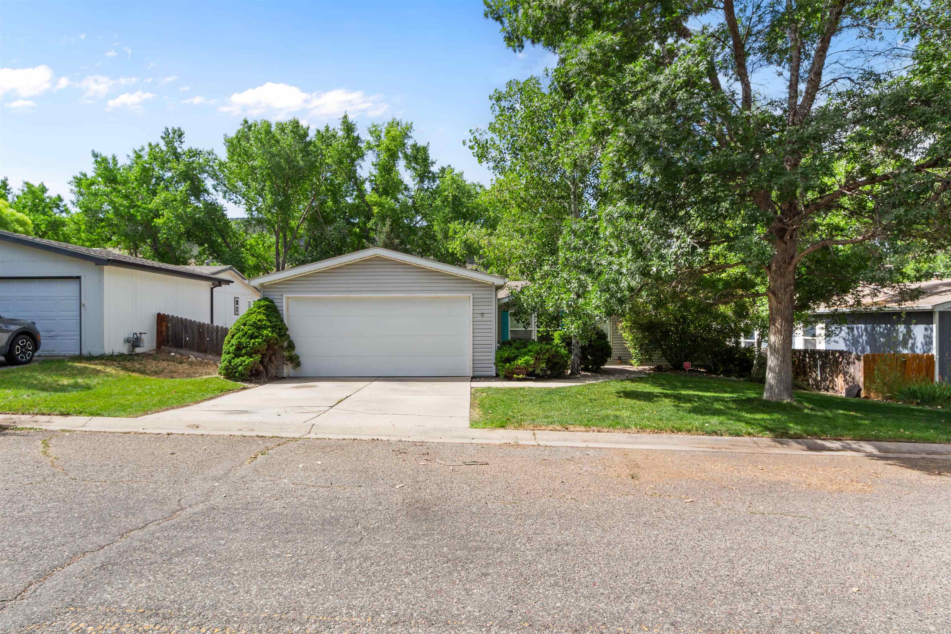 68 E Bonanza Place Property Photo 1