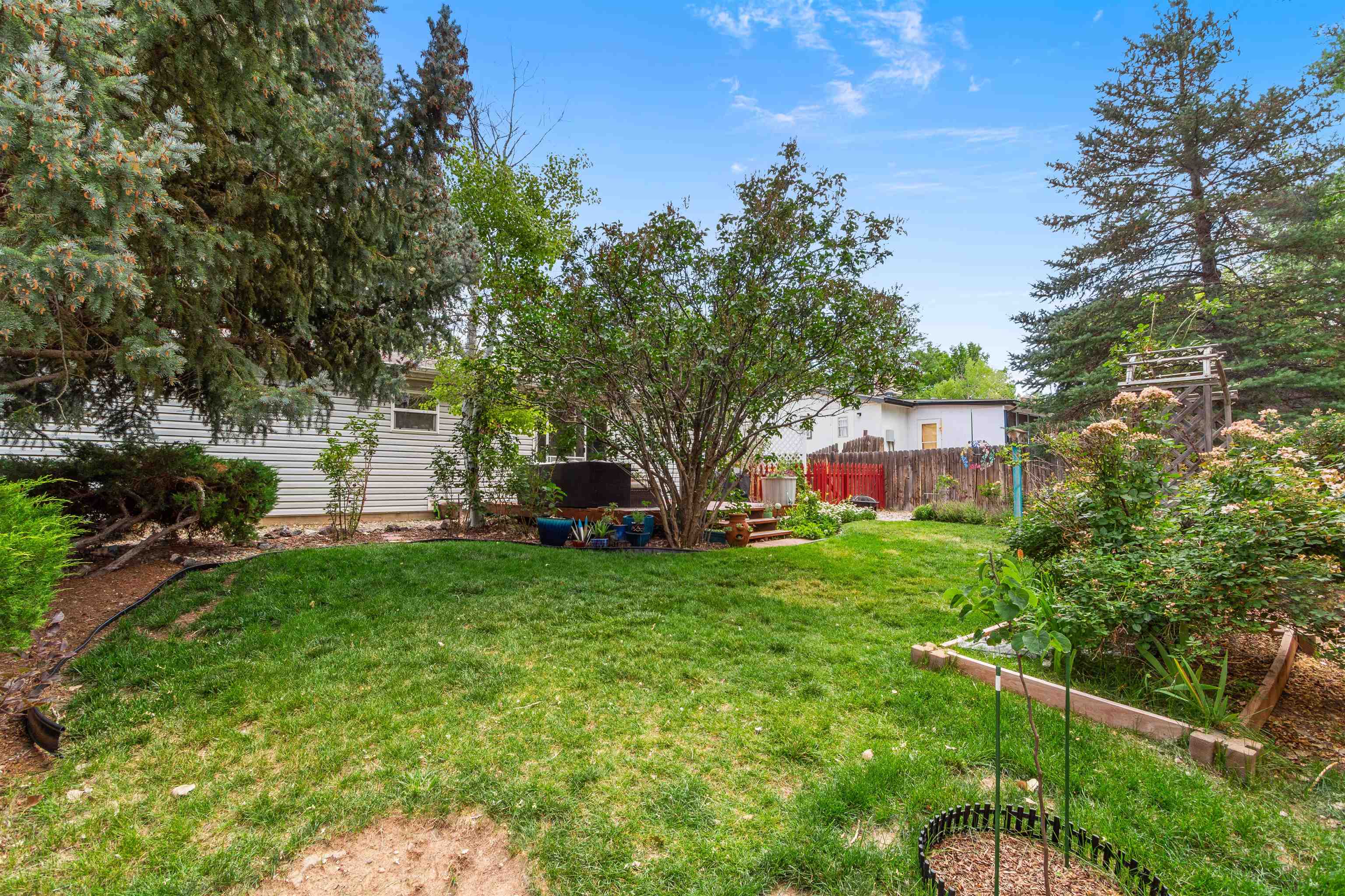 68 E Bonanza Place Property Photo 5