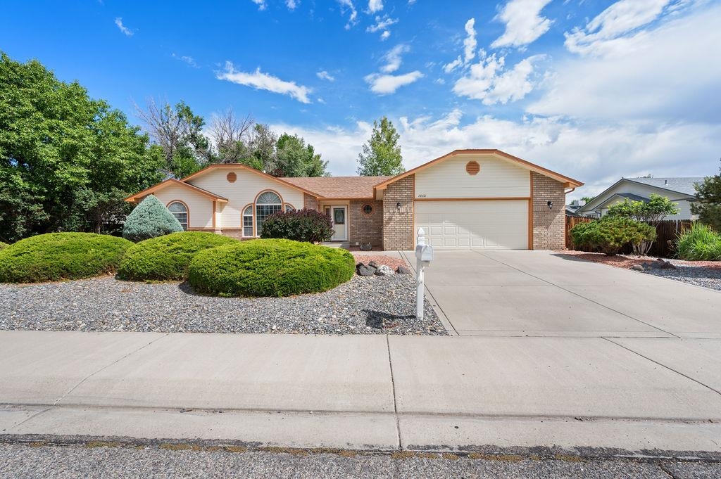 1660 Ptarmigan Ridge Circle Property Photo 1