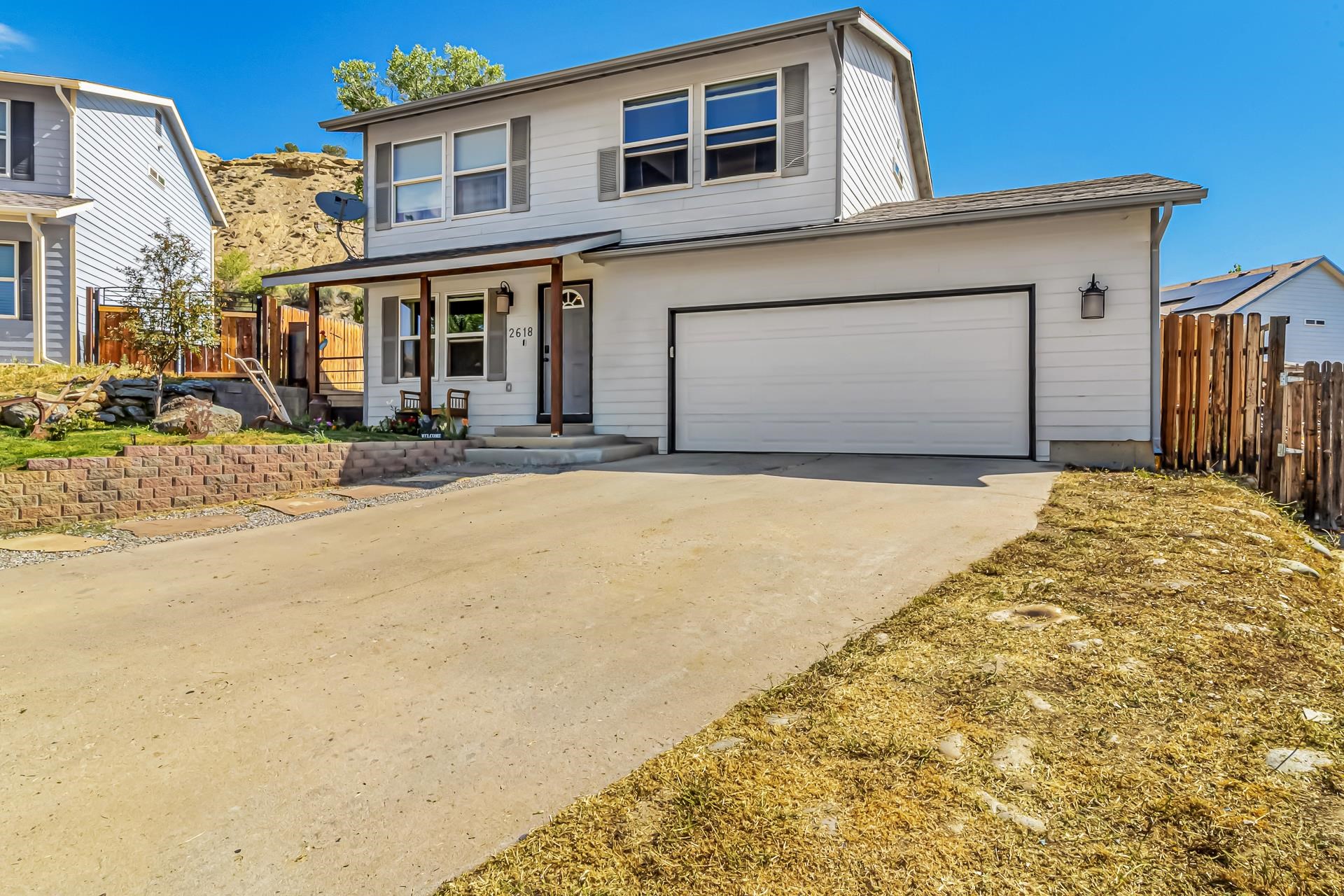 2618 Apache Court Property Photo 3