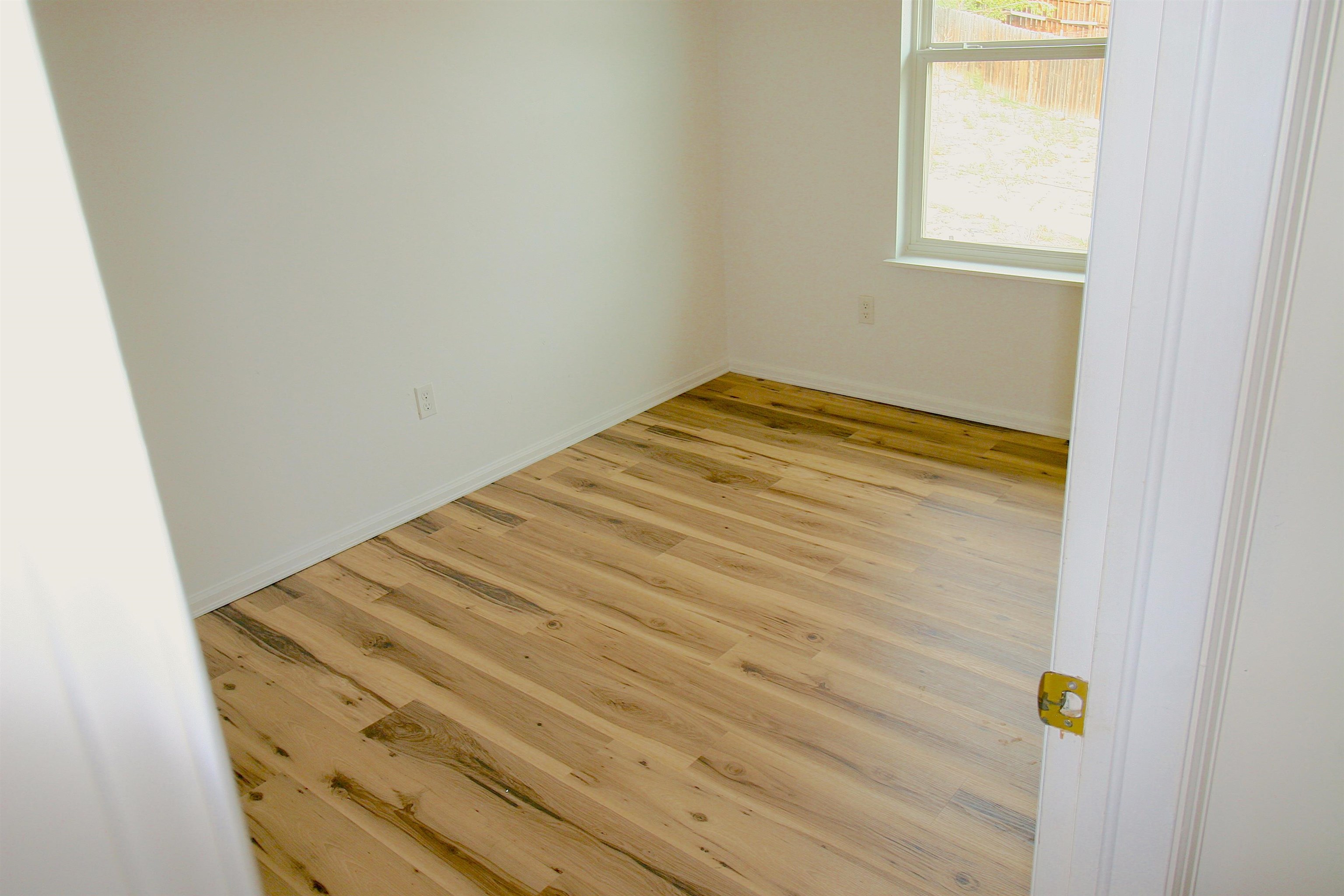 2618 Apache Court Property Photo 25