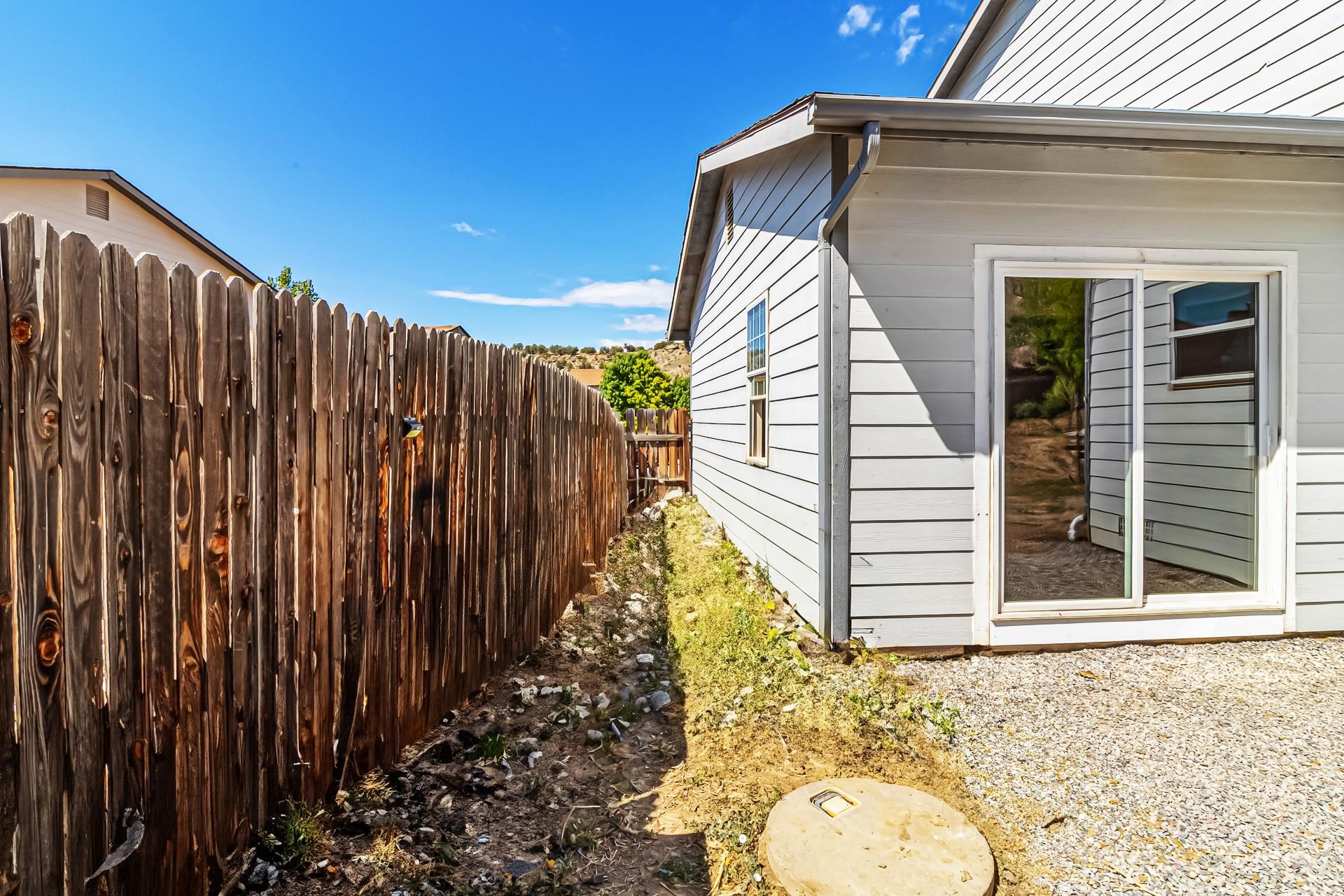 2618 Apache Court Property Photo 36