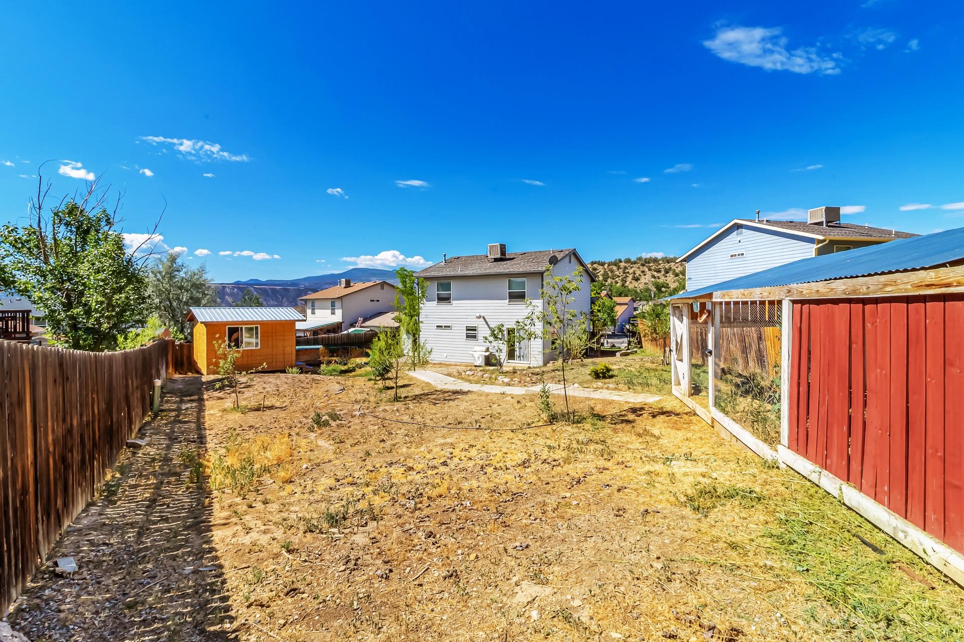 2618 Apache Court Property Photo 39