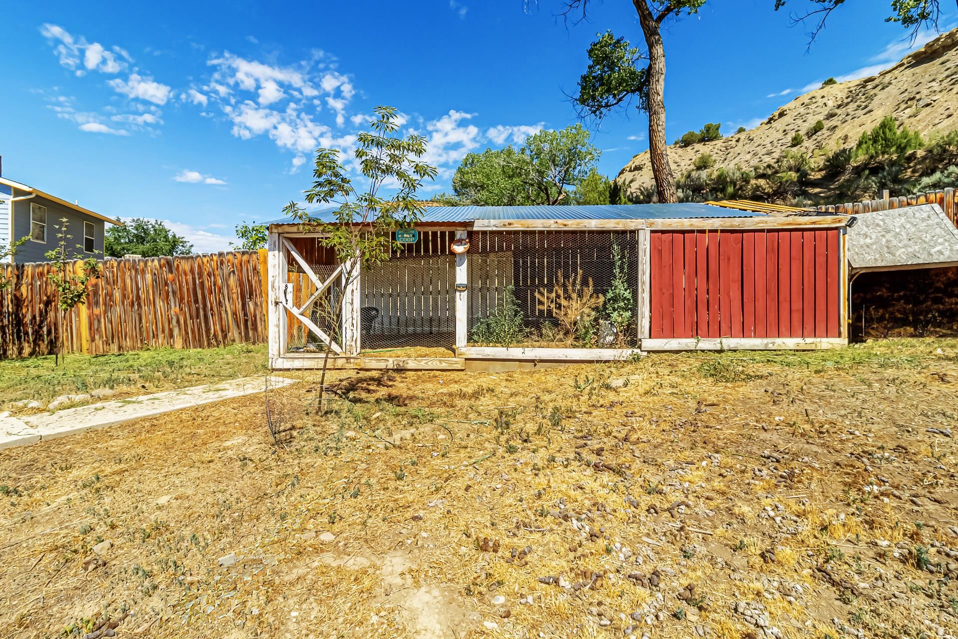 2618 Apache Court Property Photo 40