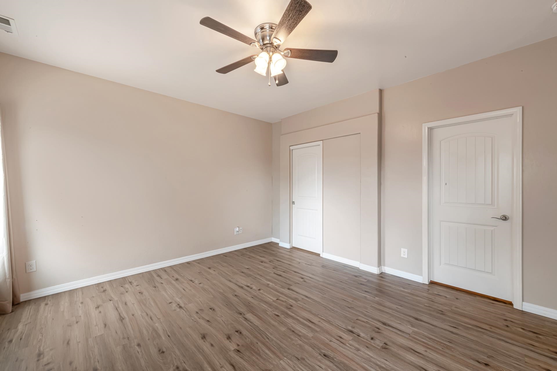 453 Washburn Street Property Photo 16