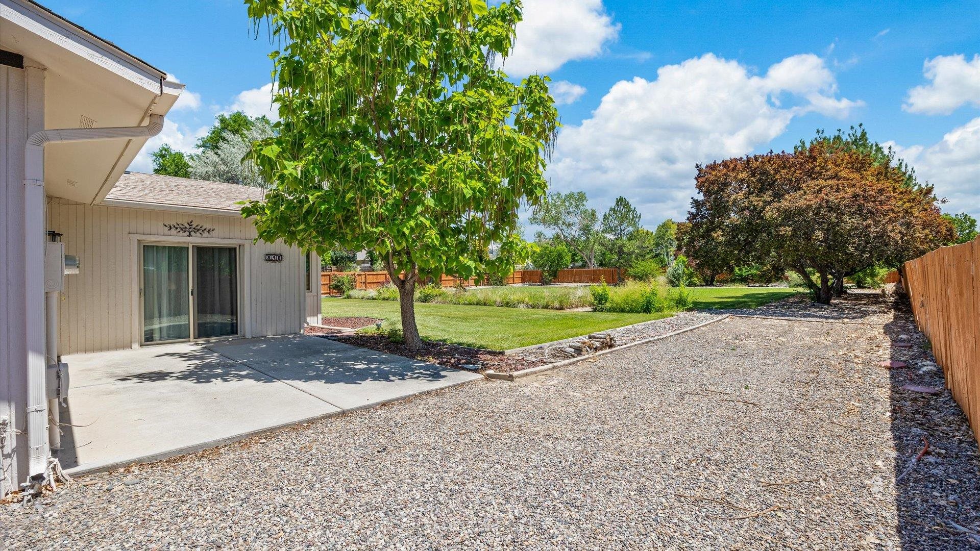848 Lanai Drive Property Photo 4