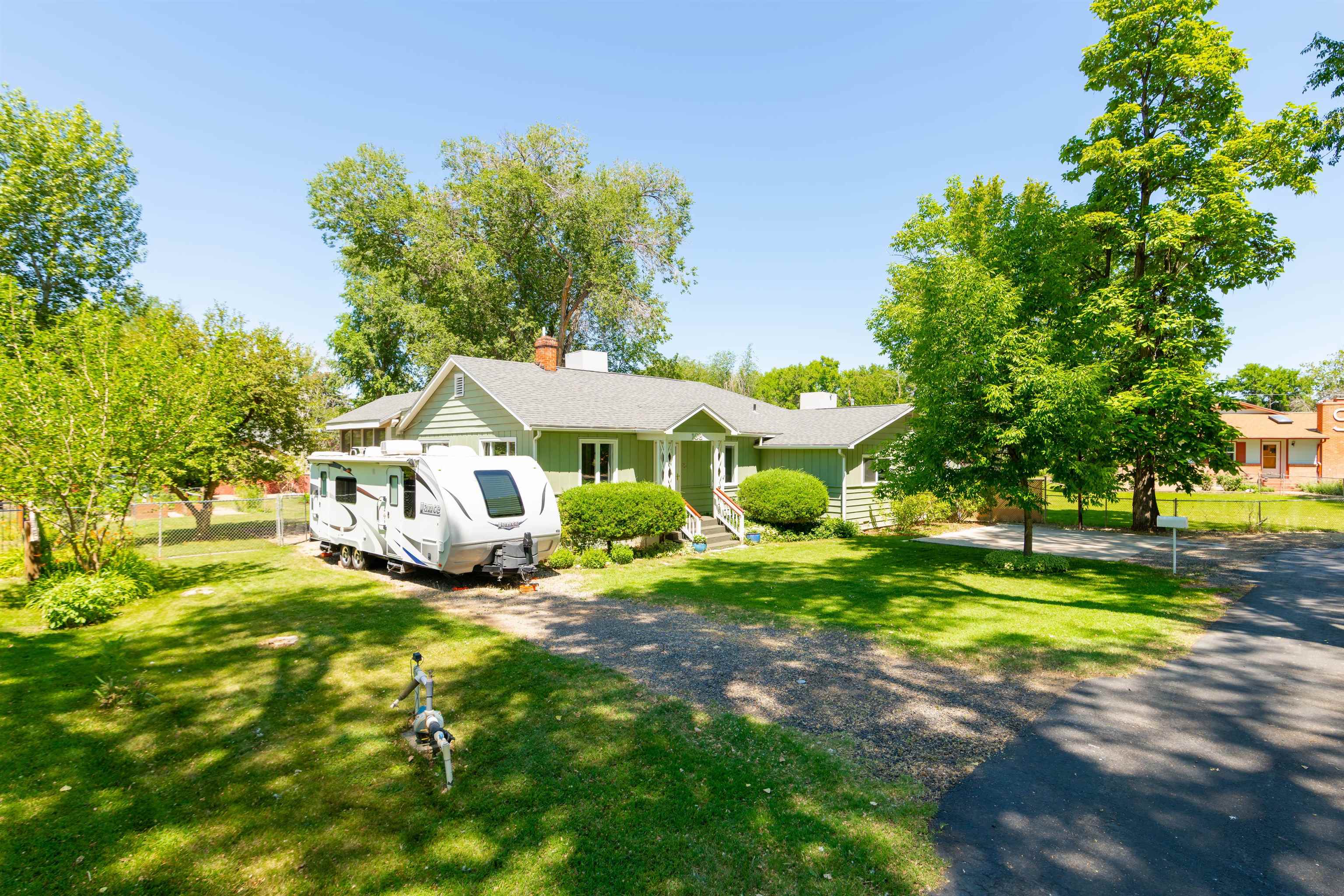 108 Hillcrest Avenue Property Photo 1