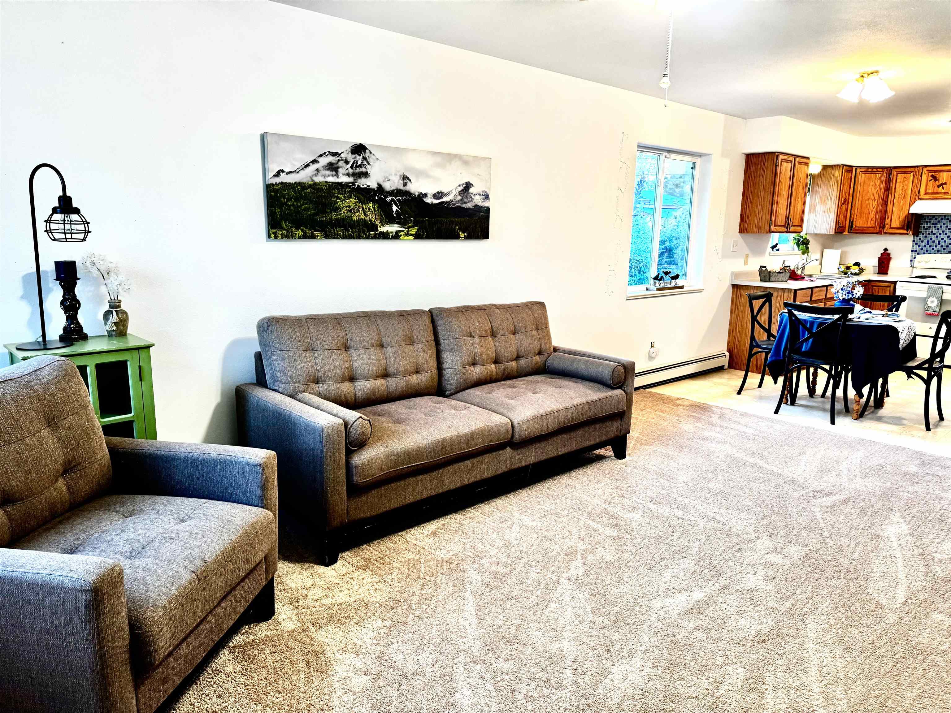 813 E Cleveland Avenue Property Photo 4