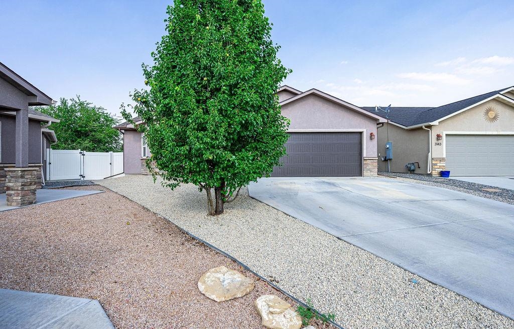 3145 Borrow Court Property Photo 2