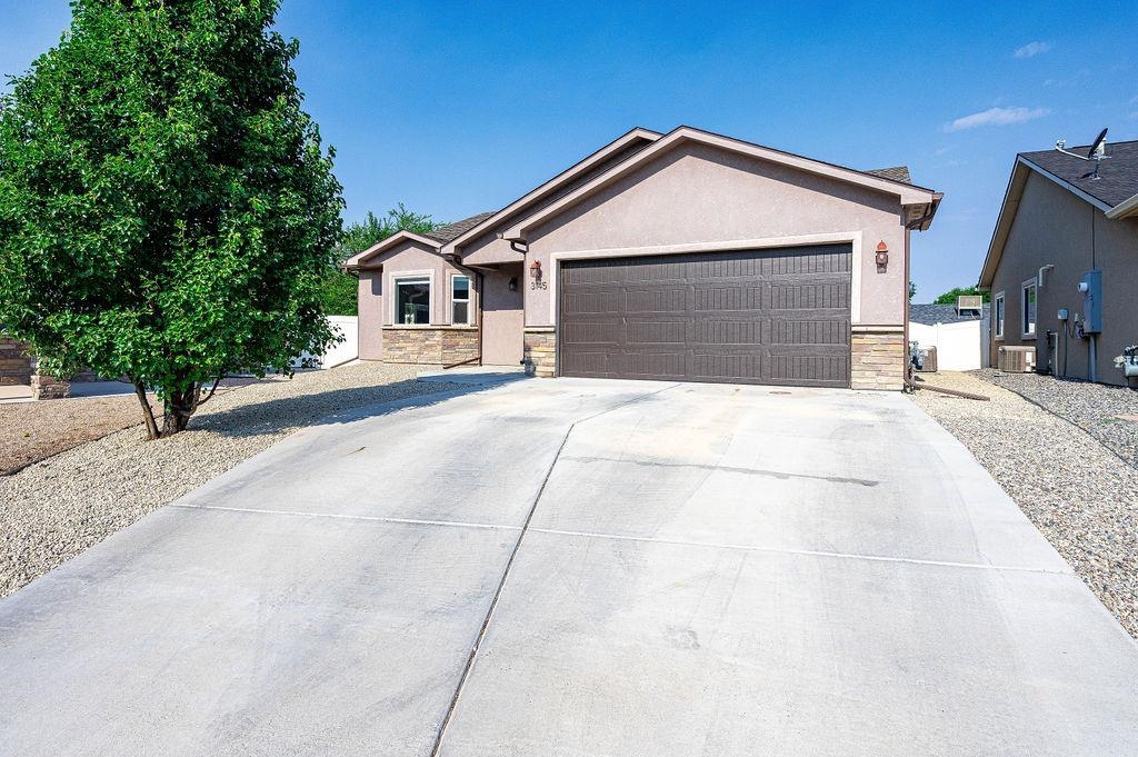 3145 Borrow Court Property Photo 3