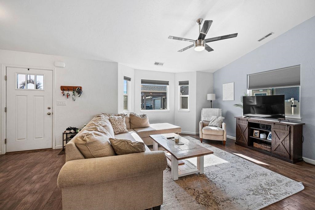 3145 Borrow Court Property Photo 5