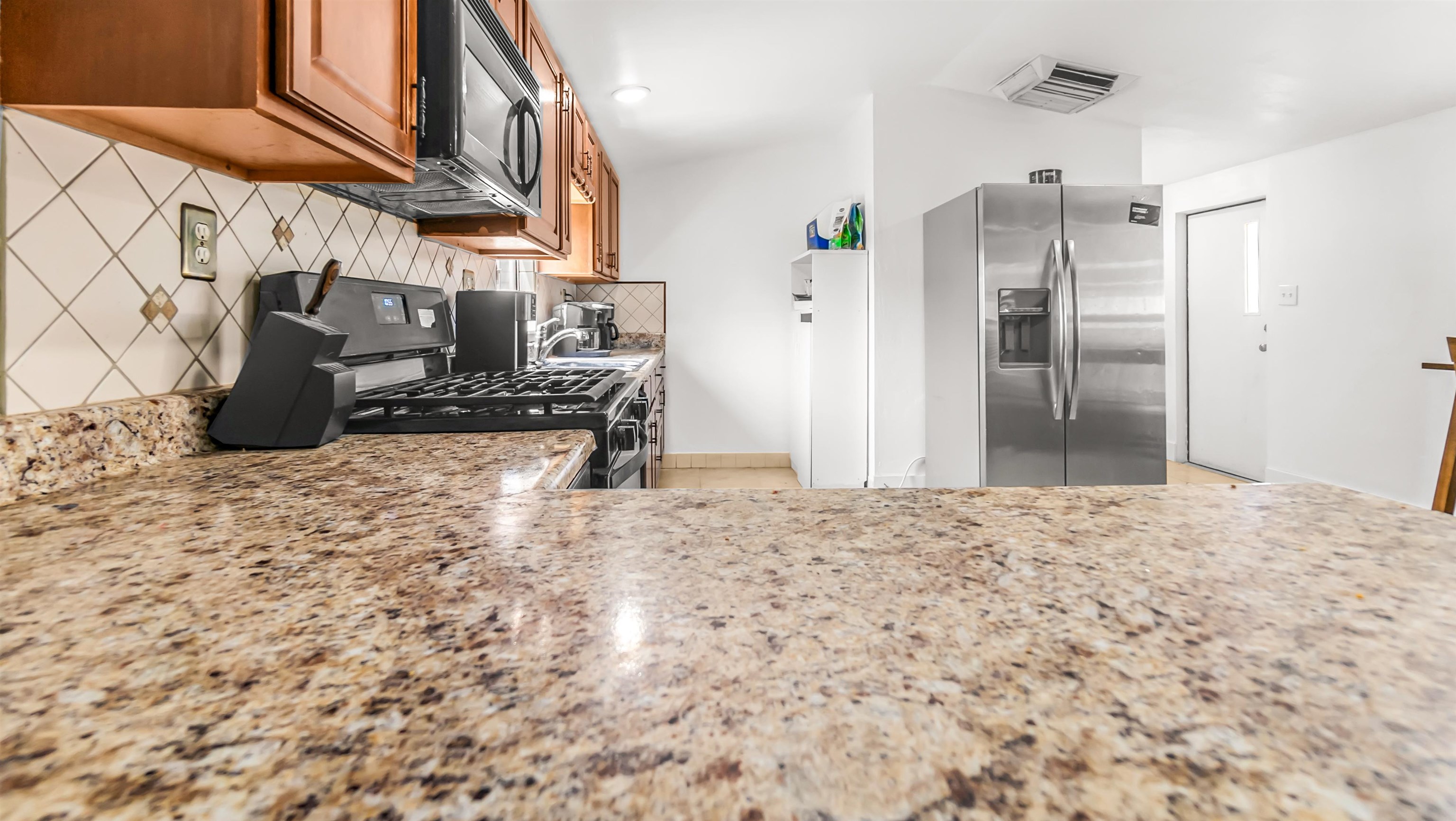 585 25 1/2 Road Property Photo 5