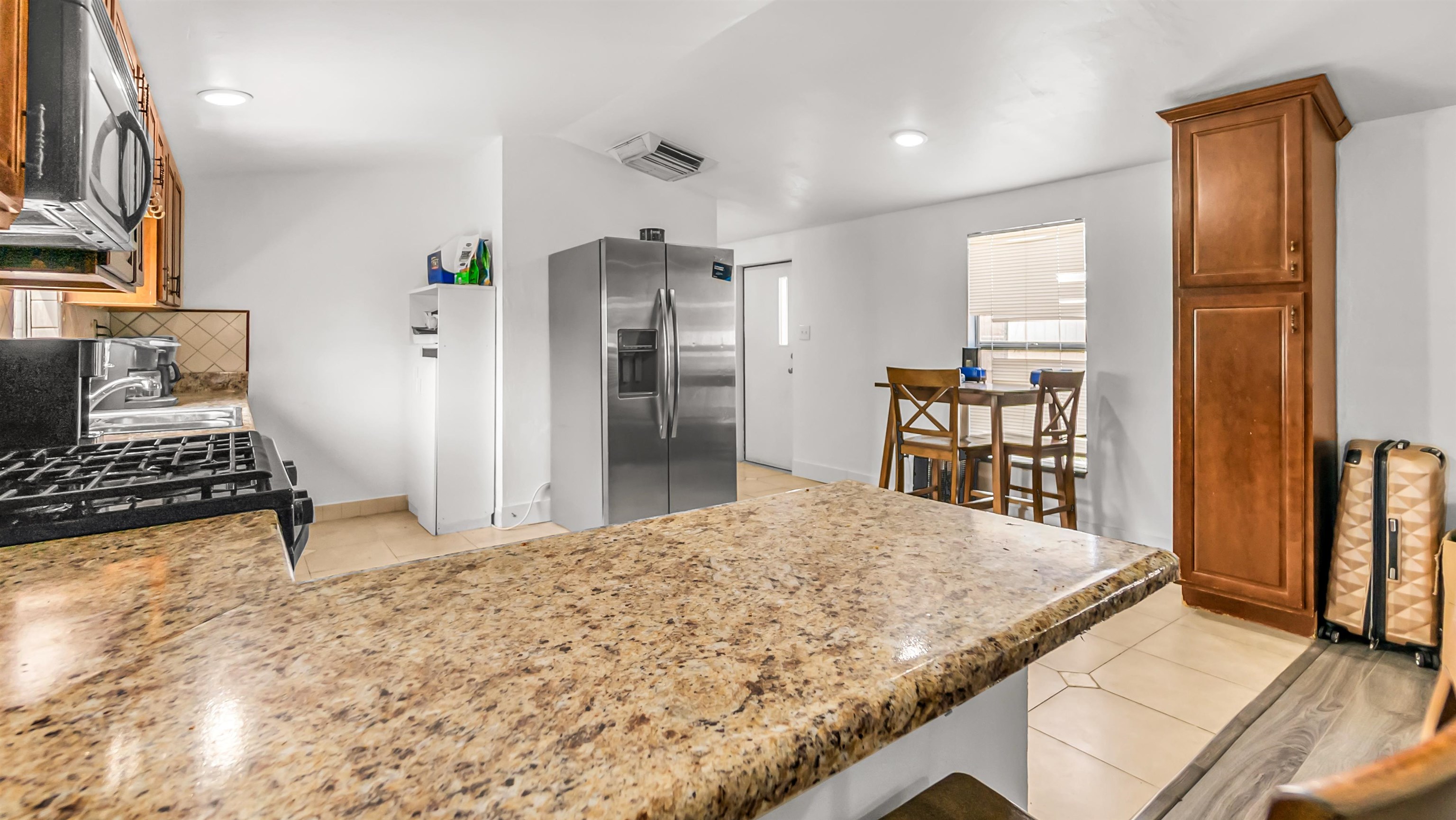 585 25 1/2 Road Property Photo 6