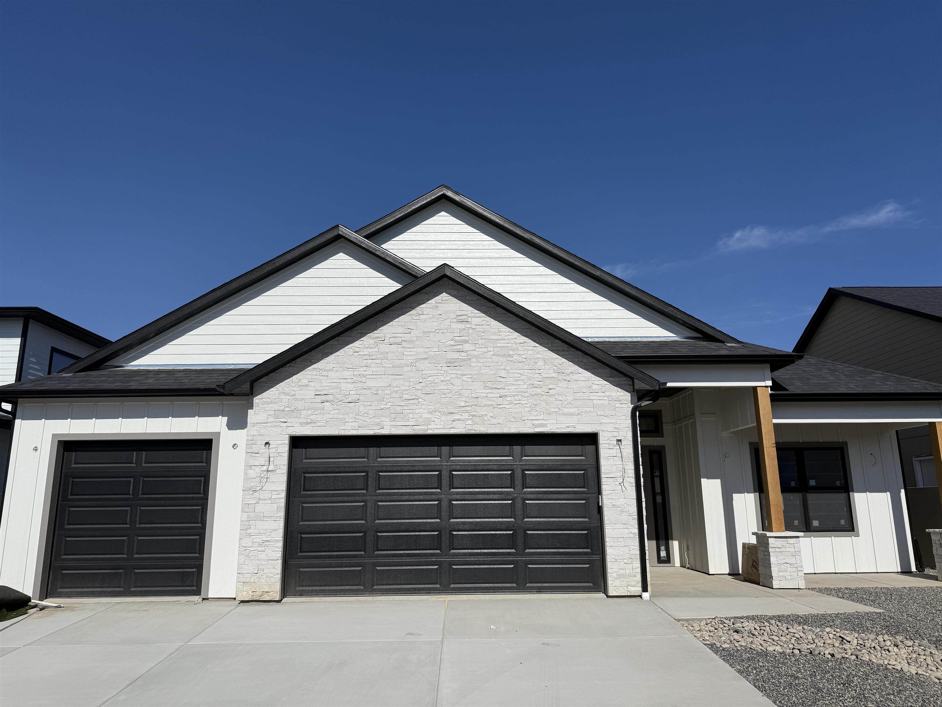 20253333 Property Photo 1