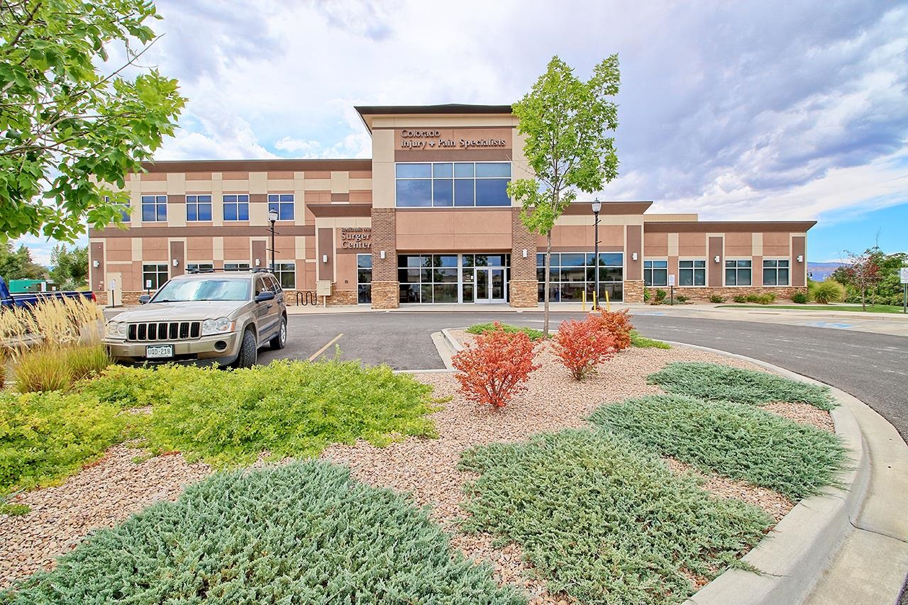 201 W Park Drive Property Photo 1