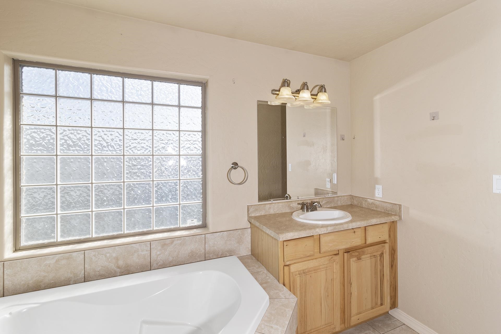 854 Mission Court Property Photo 25