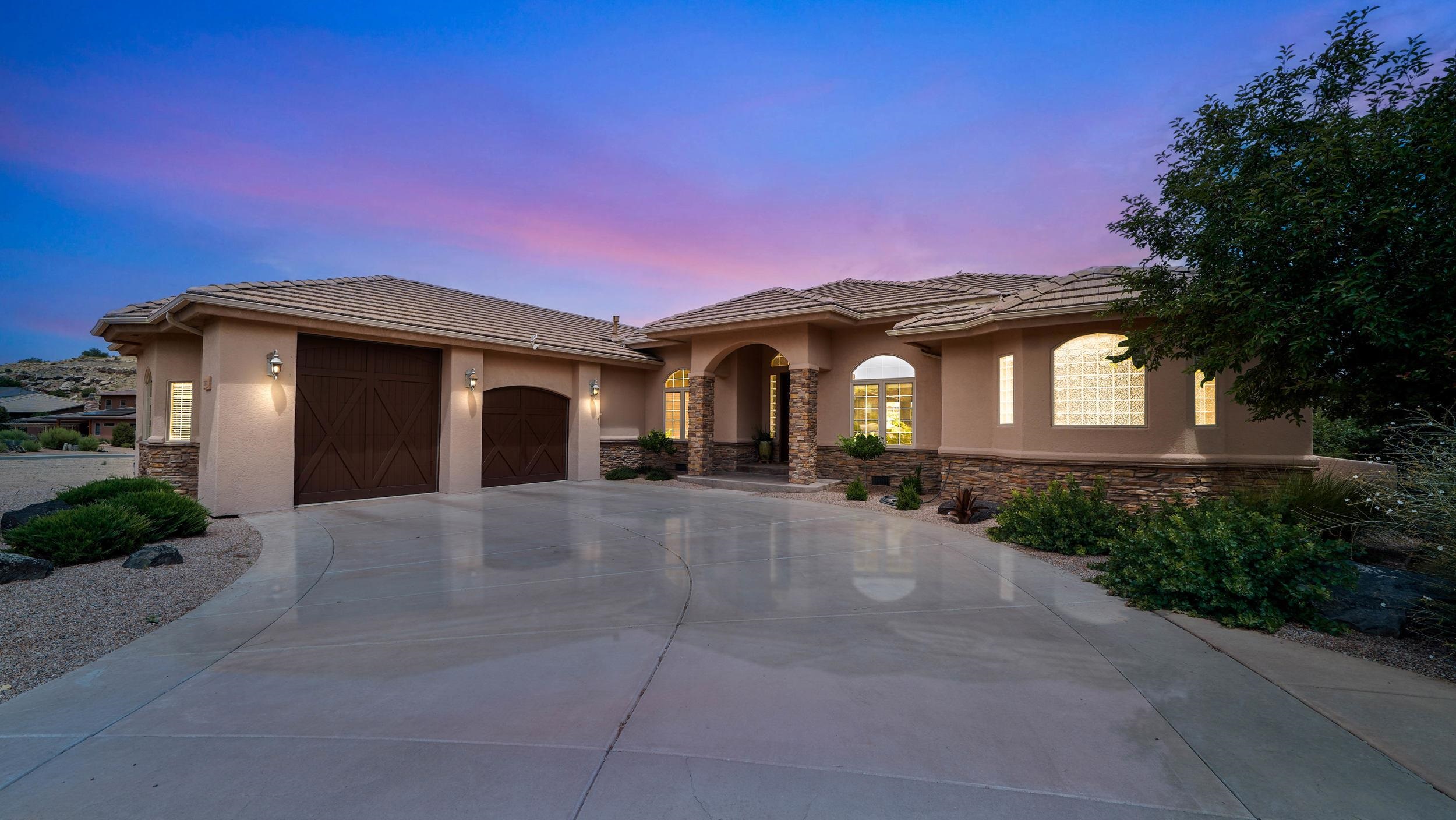 2372 Claystone Court Property Photo 1