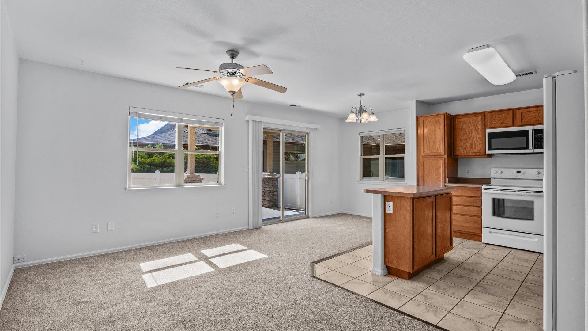 2473 Theresa Lane Property Photo 6