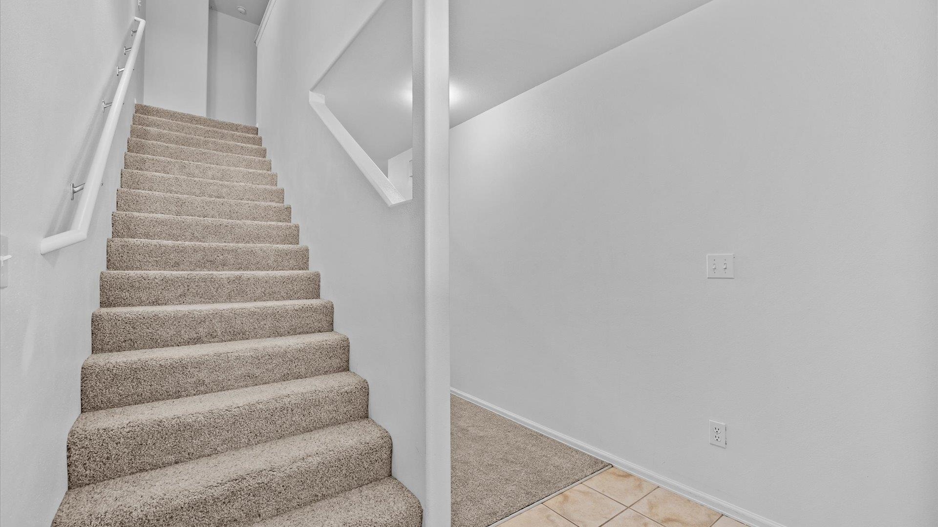 2473 Theresa Lane Property Photo 11