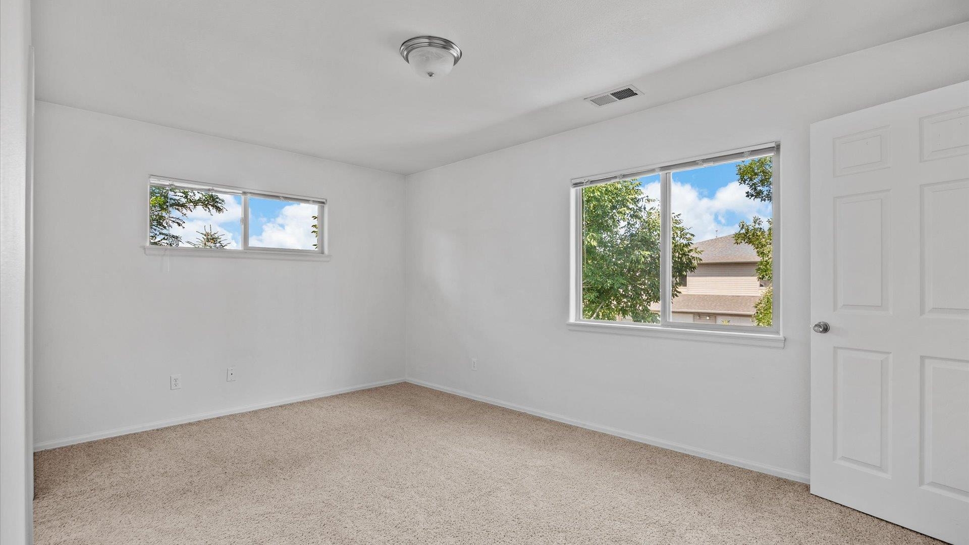 2473 Theresa Lane Property Photo 12