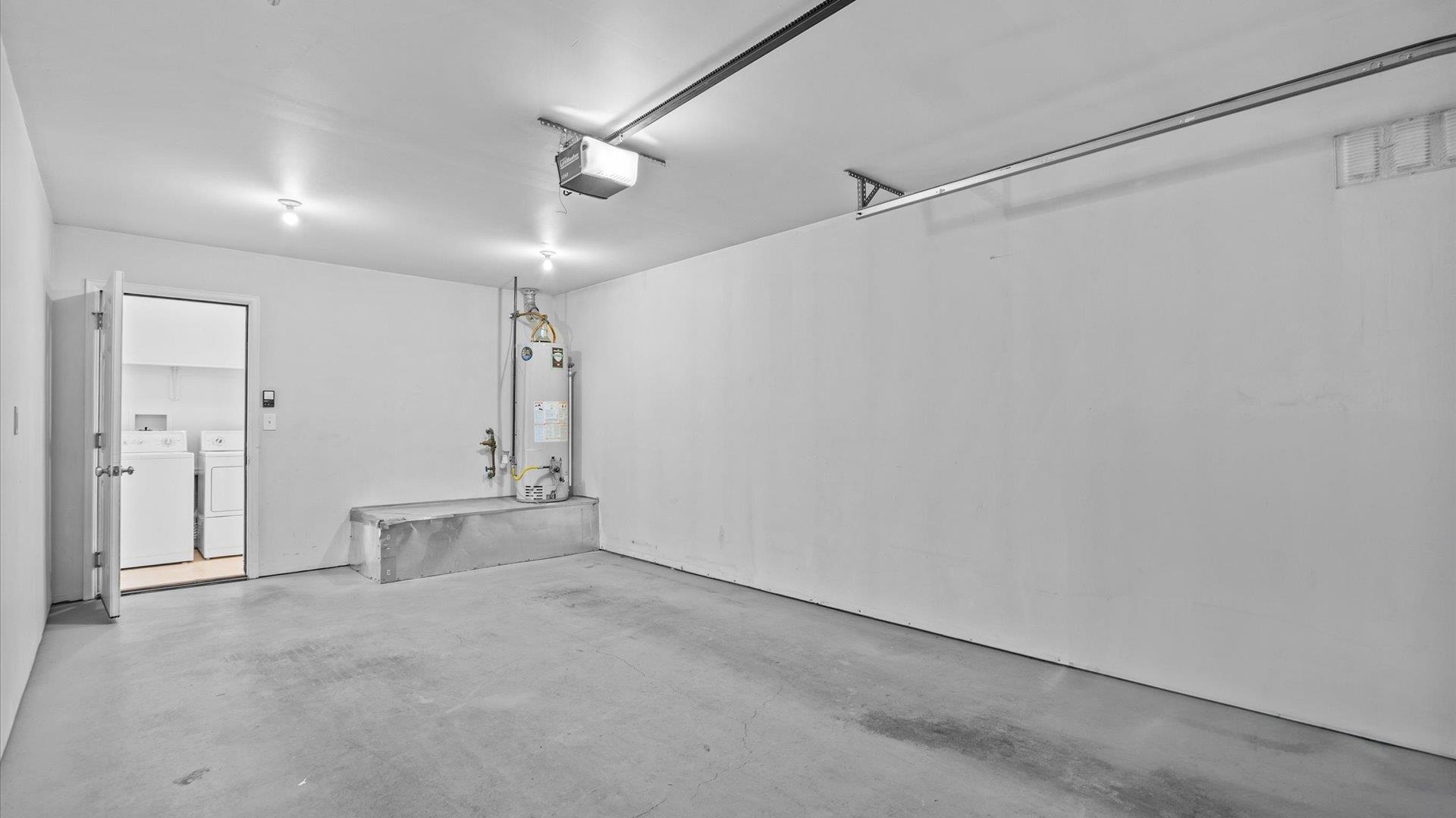 2473 Theresa Lane Property Photo 24