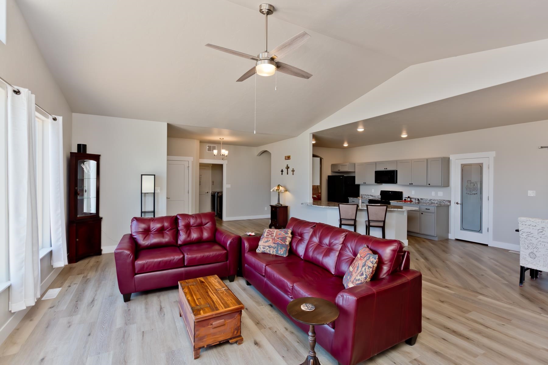 105 Dry Creek Court Property Photo 3