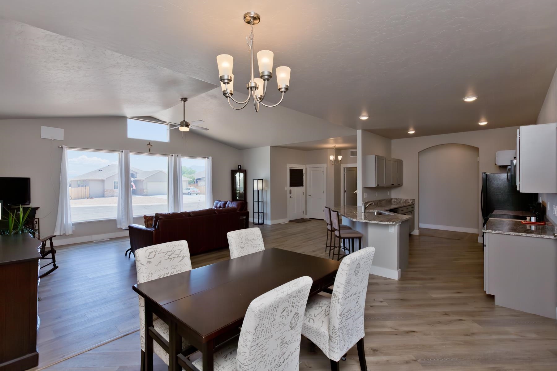 105 Dry Creek Court Property Photo 18