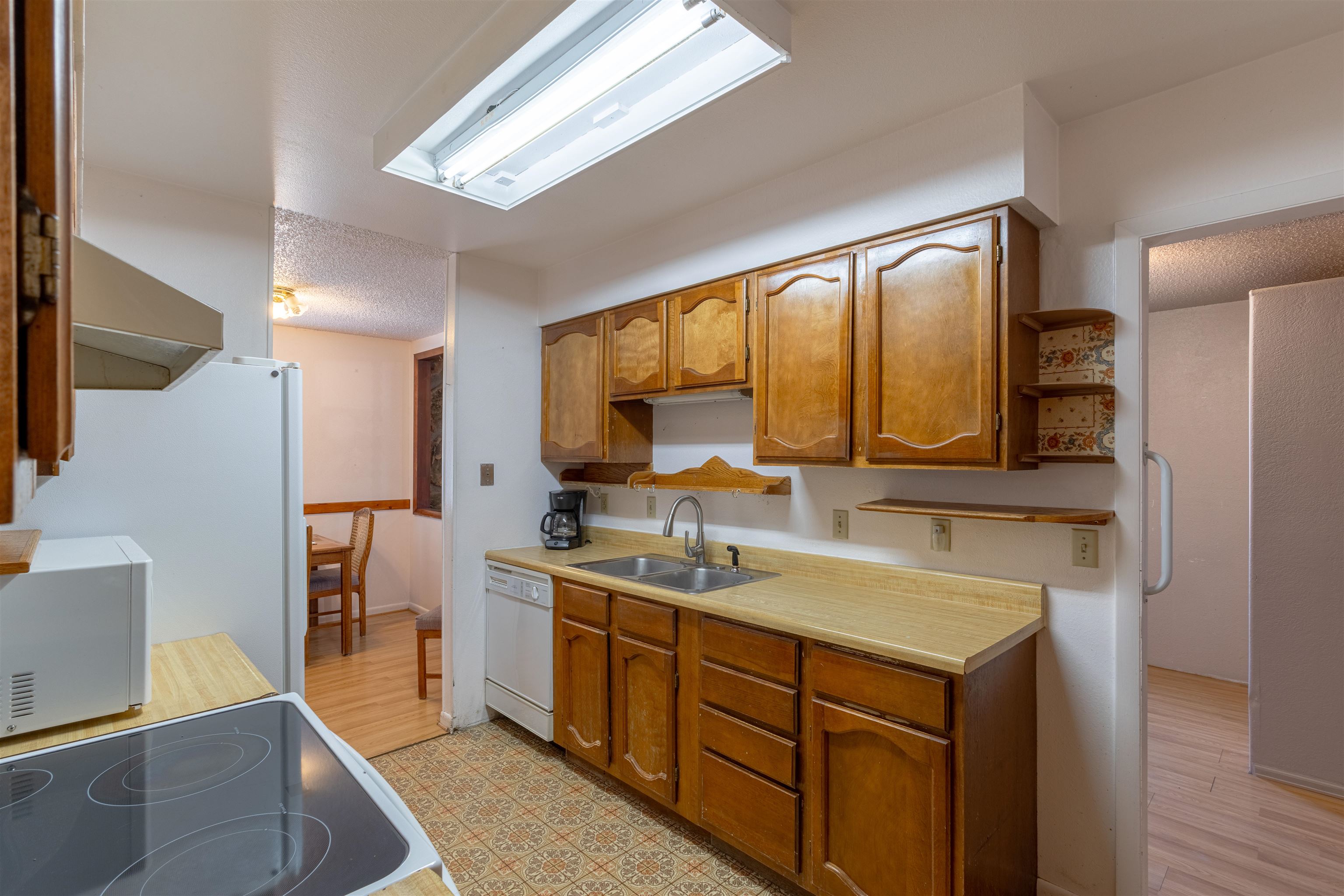 3046 1/2 Wedgewood Drive Property Photo 10