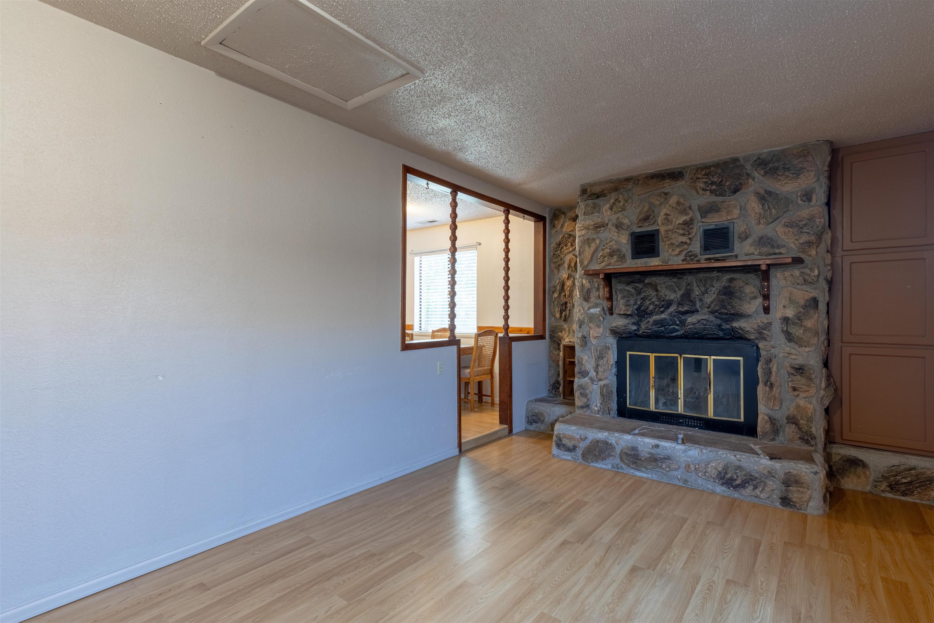 3046 1/2 Wedgewood Drive Property Photo 13